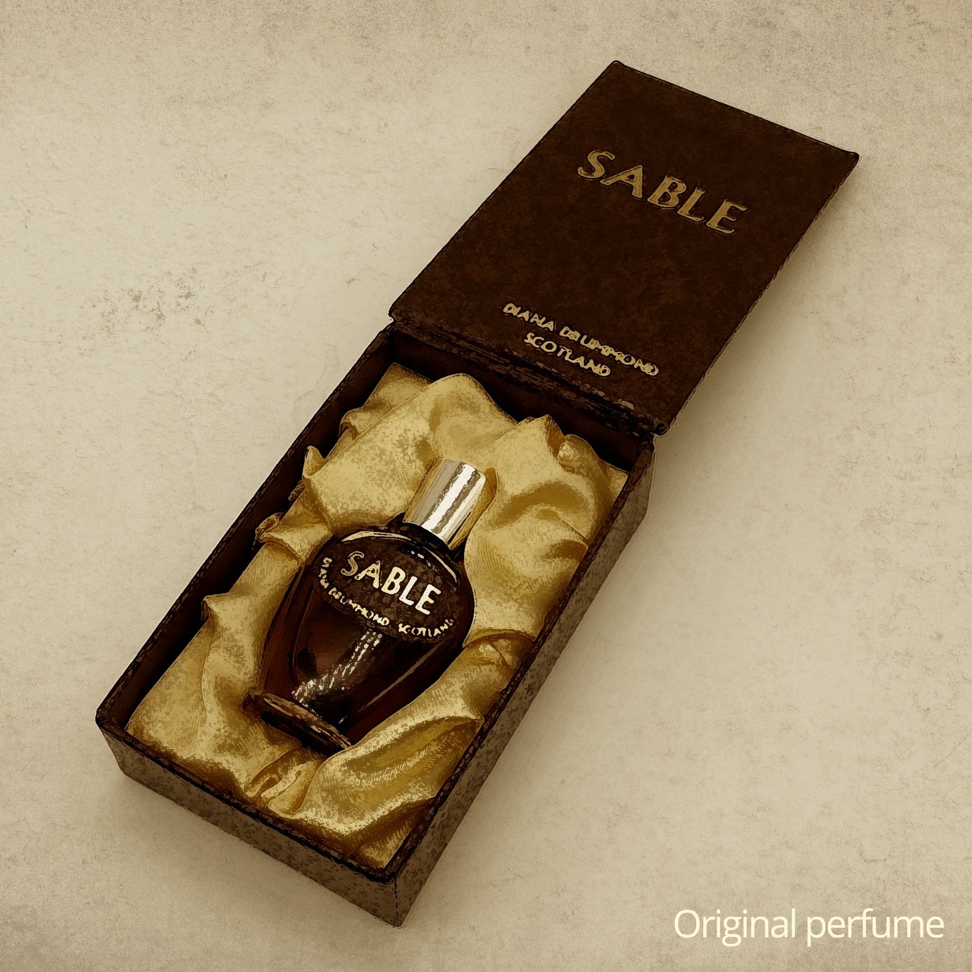 Aromatic portrait of Sable perfume paired with natural shadows and highland-inspired tones